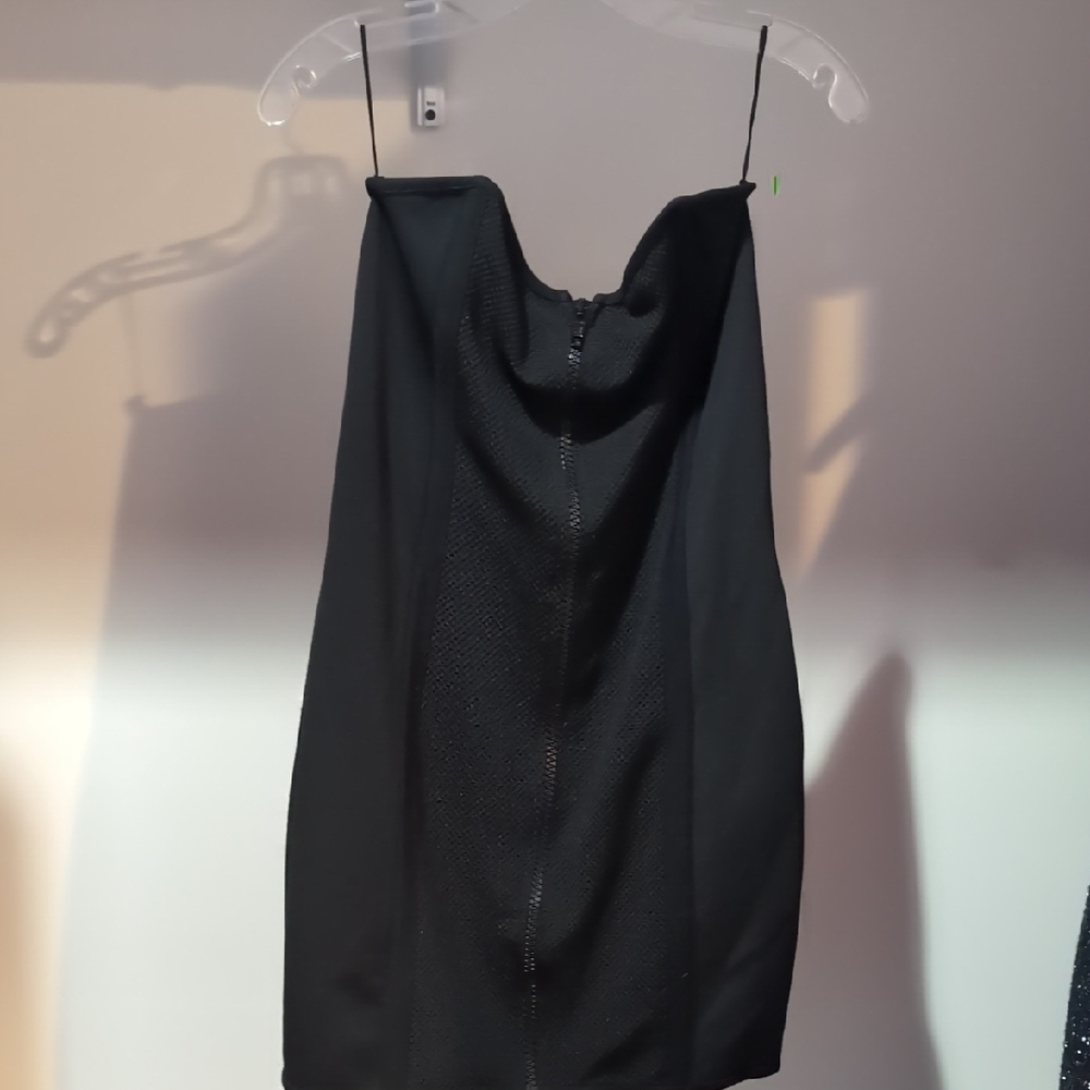 Elegant Black Strapless Dress